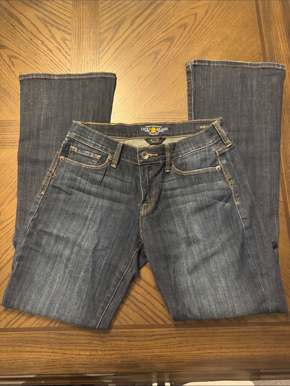 Lucky Brand Dark Wash Bootcut Jeans Size 27/4 Flare Stretch Denim - Picture 4 of 7